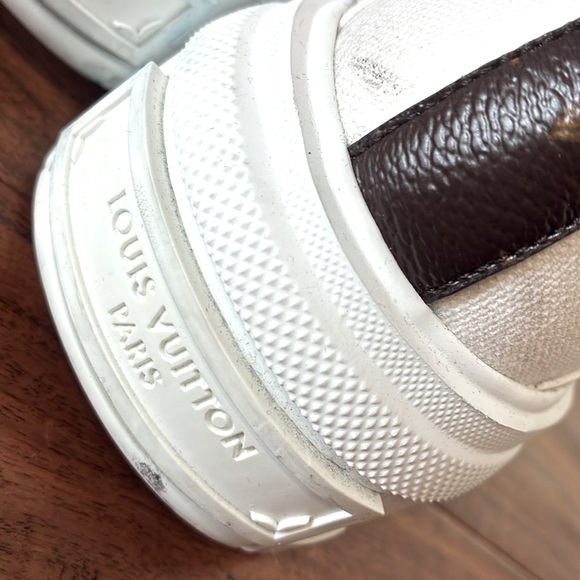 Louis Vuitton LV Squad High-Top Sneaker Boots in White Canvas w/Pink✨ - Picture 5 of 9